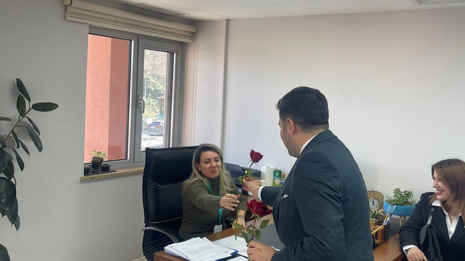 GENEL BAŞKAN OSMAN KAYA VE YÖNETİM HEYETİ, RİZE’DE ÇÖZÜM ODAKLI SAĞLIK ZİYARETLERİNDE BULUNDU.